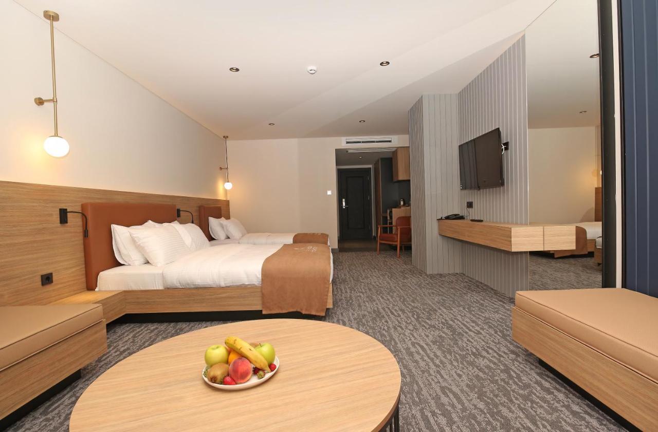 Inanlar City Hotel Yomra ภายนอก รูปภาพ